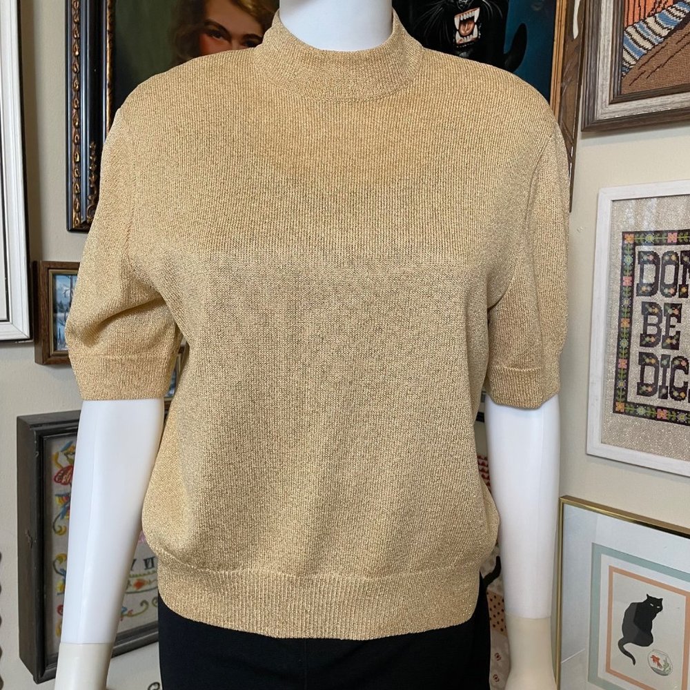 St John Basics Metallic Gold Knit Waist Length Short Sleeve Sweater Size M